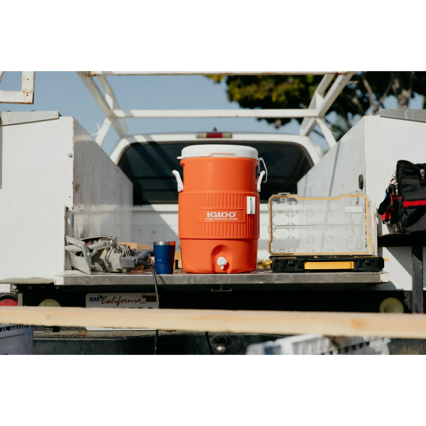 5 Gallon Igloo Water Cooler